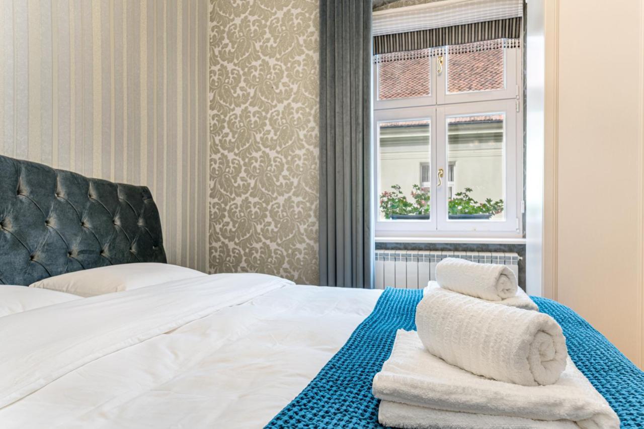 Krone Apartment Braşov Esterno foto